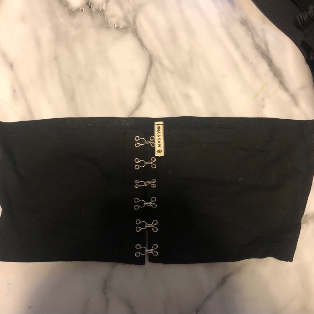 Hook and eye bandeau top